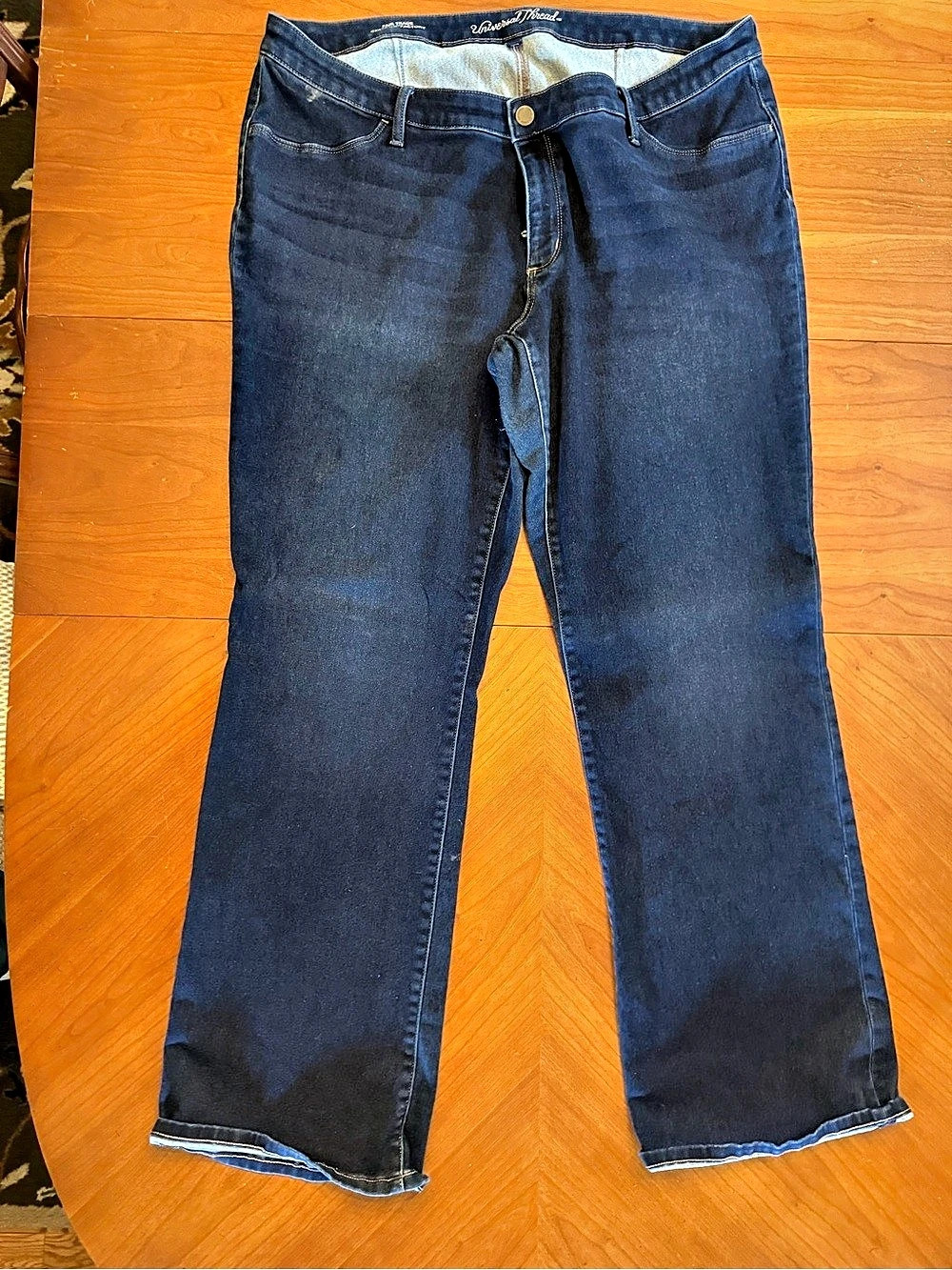 Universal Thread Bootcut Jean - Picture 1 of 5